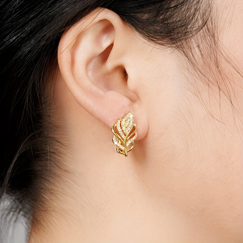 Women's Elegant Minimalist Copper Leaf Clip-On Earrings